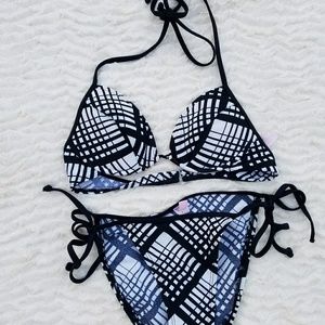 Victoria's Secret tie string bikini 34A